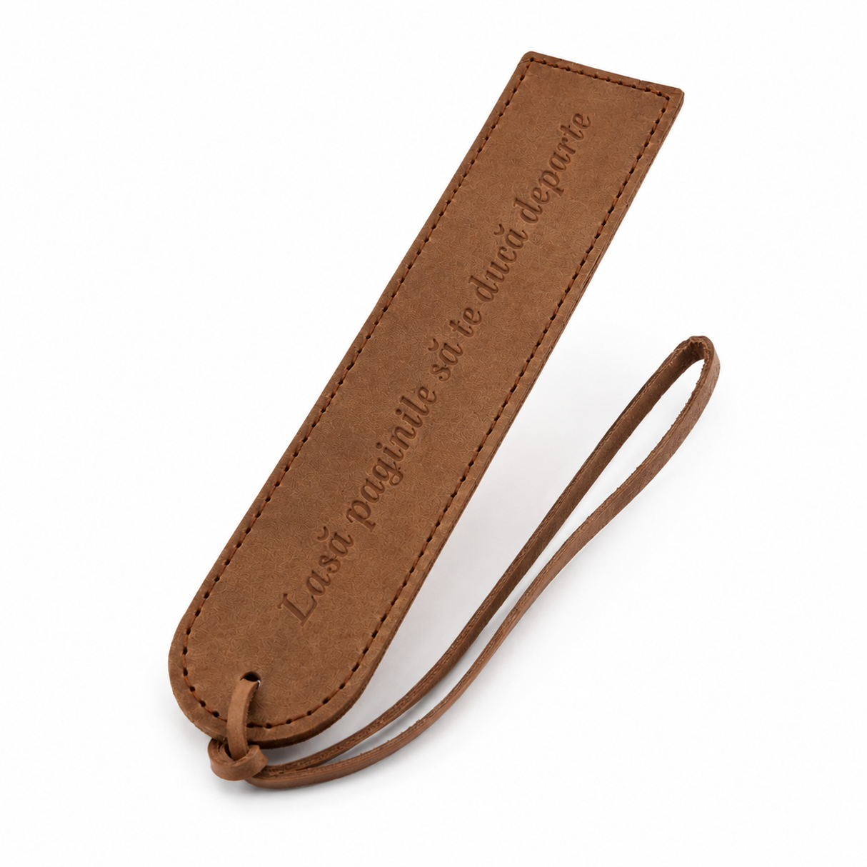 Semn de carte din piele naturala cu mesaj gravat – cadou elegant pentru iubitorii de carti