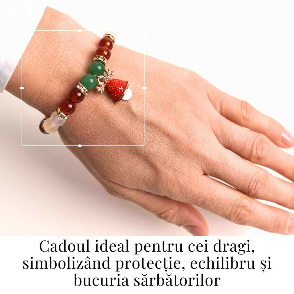 Bratara naturala Agat rosu, alb si aventurin verde cu accesoriu mixt - echilibru si noroc