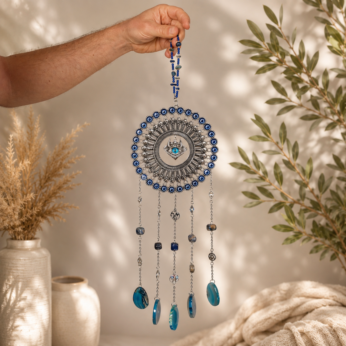 Dreamcatcher cu Sodalit, Felii de Agat si Ochi Protector – Claritate si Protectie Energetica