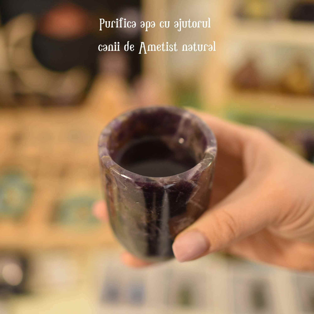 Pahar din Cristal de Ametist Chevron Sculptat Manual Capacitate de 100ml Experienta Spirituala in Fiecare Inghititura