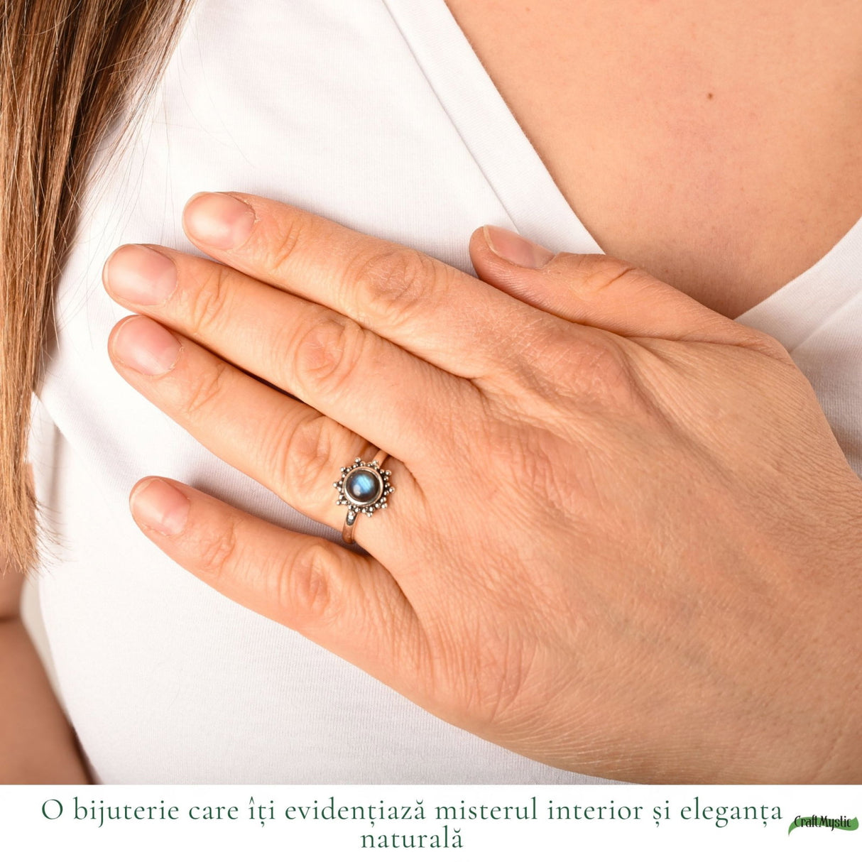 Inel argint 925 cu Labradorit floare – protectie si energie misterioasa