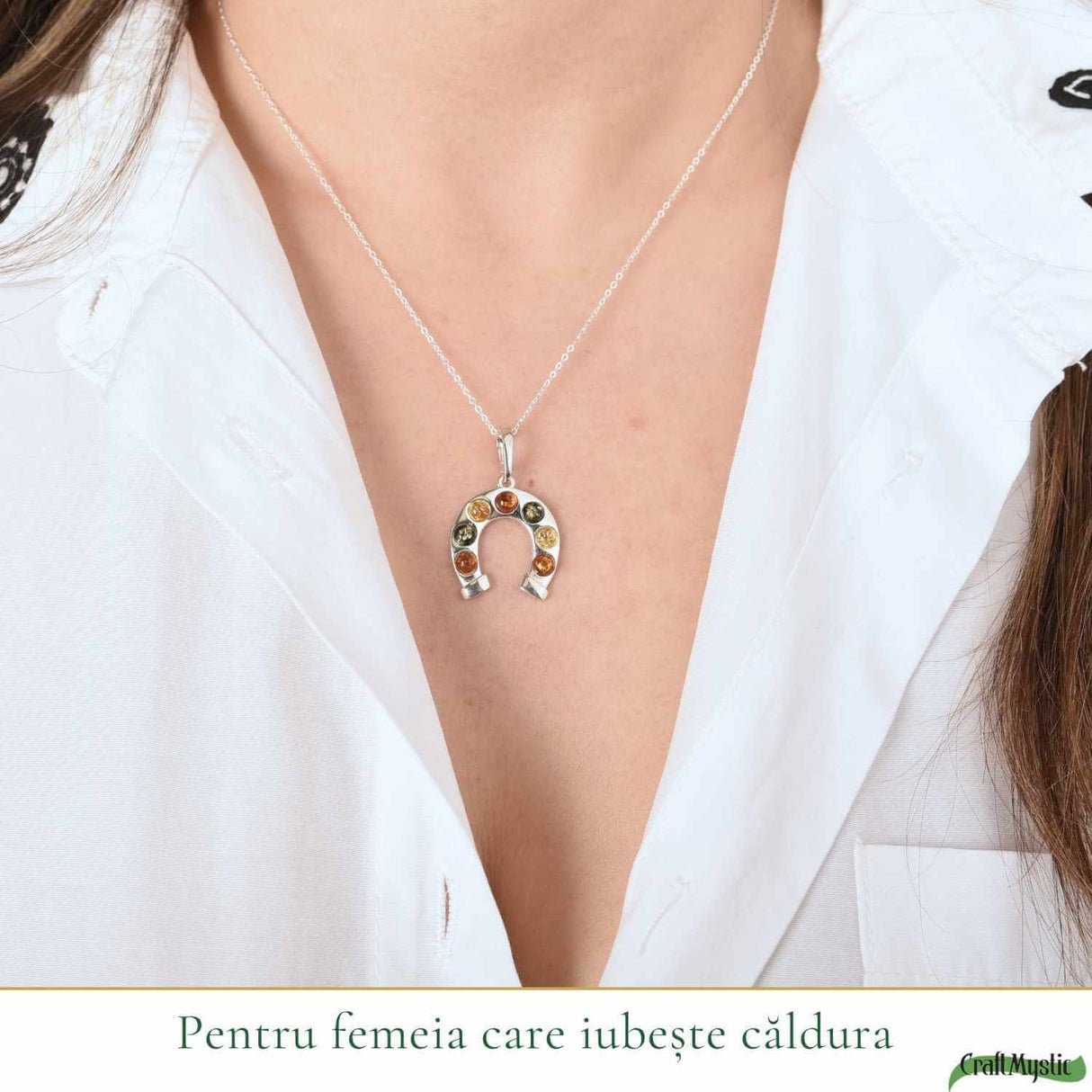 Colier argint 925 cu potcoava si chihlimbar natural - Noroc si energie solara