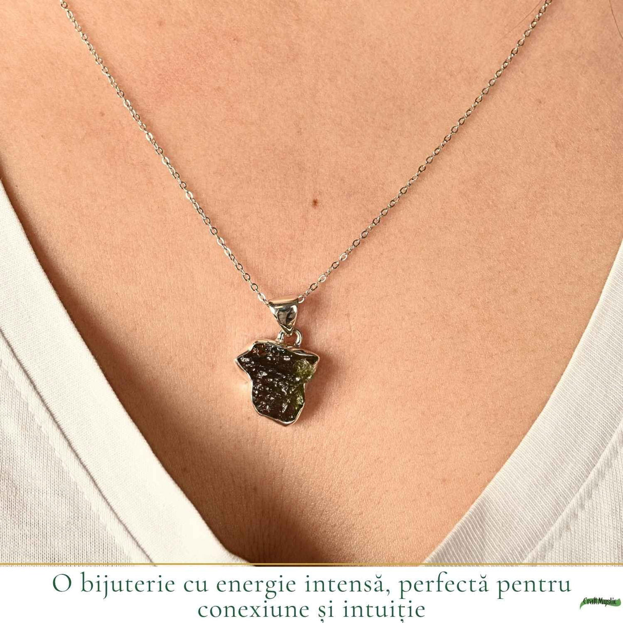 Colier argint 925 cu moldavit brut neregulat – energie si transformare autentica
