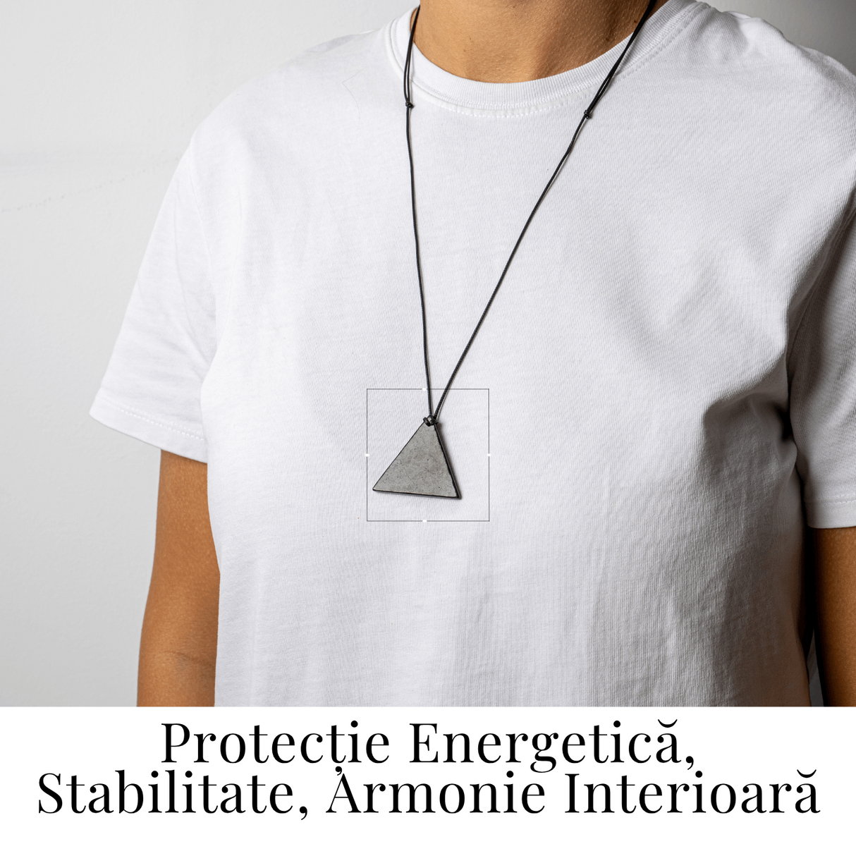 Colier cu Pandantiv Triunghiular din Shungit Natural - Protectie Energetica si Echilibru Interior