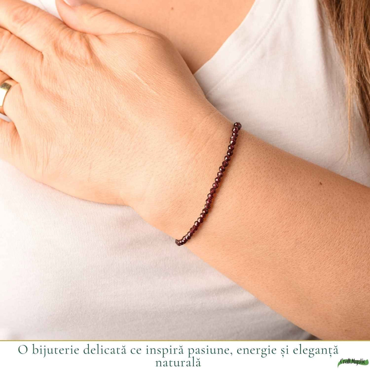 Bratara eleganta cu Granat Natural Fatetat 3 mm – Pasiune si Eleganta Naturala