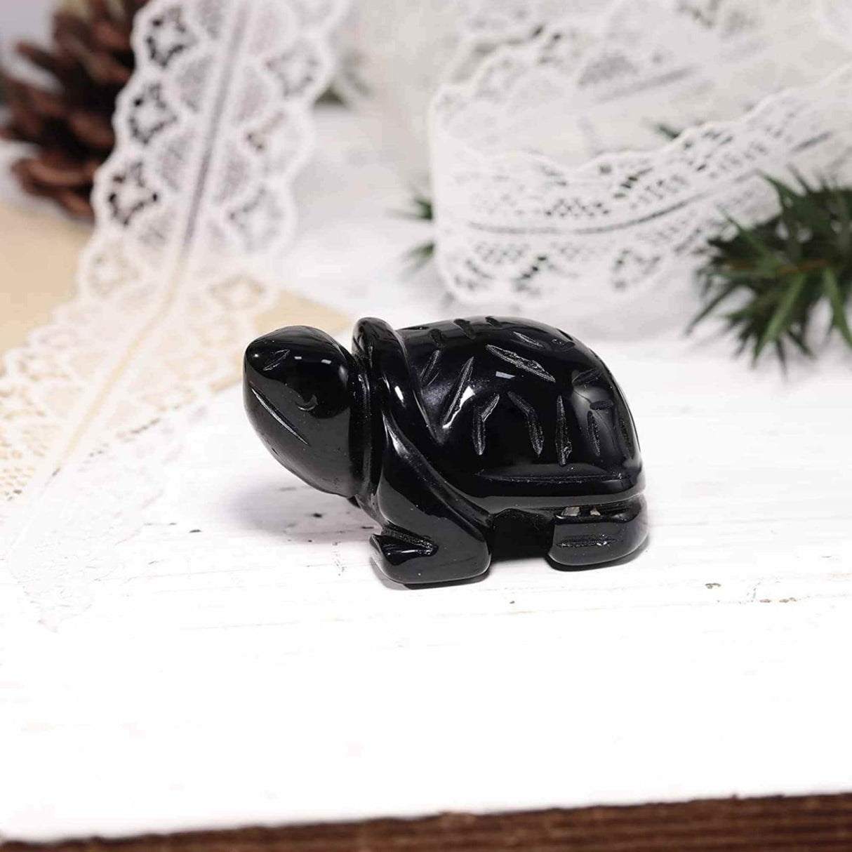 Figurina broasca testoasa 4 cm de cristal semipretios Ametist - Sculptura din piatra vindecatoare reiki de buzunar pentru decor, colectie