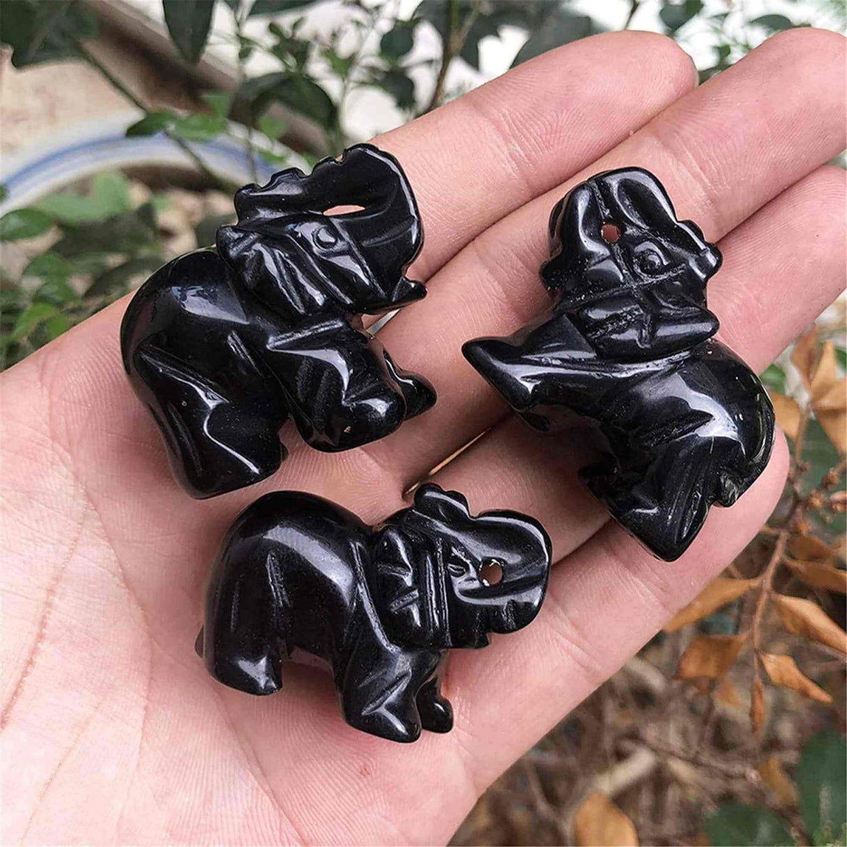 Figurina elefant din piatra semi-pretioasa Obsidian sculptata manual - Statuie din cristale vindecatoare Reiki de buzunar pentru meditatie, pace