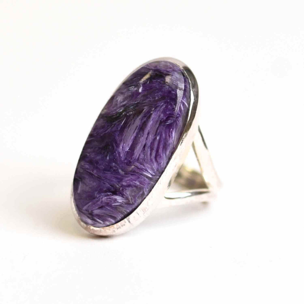 Inel argint 925 cu Charoite oval - Transformare si Vindecare Interioara