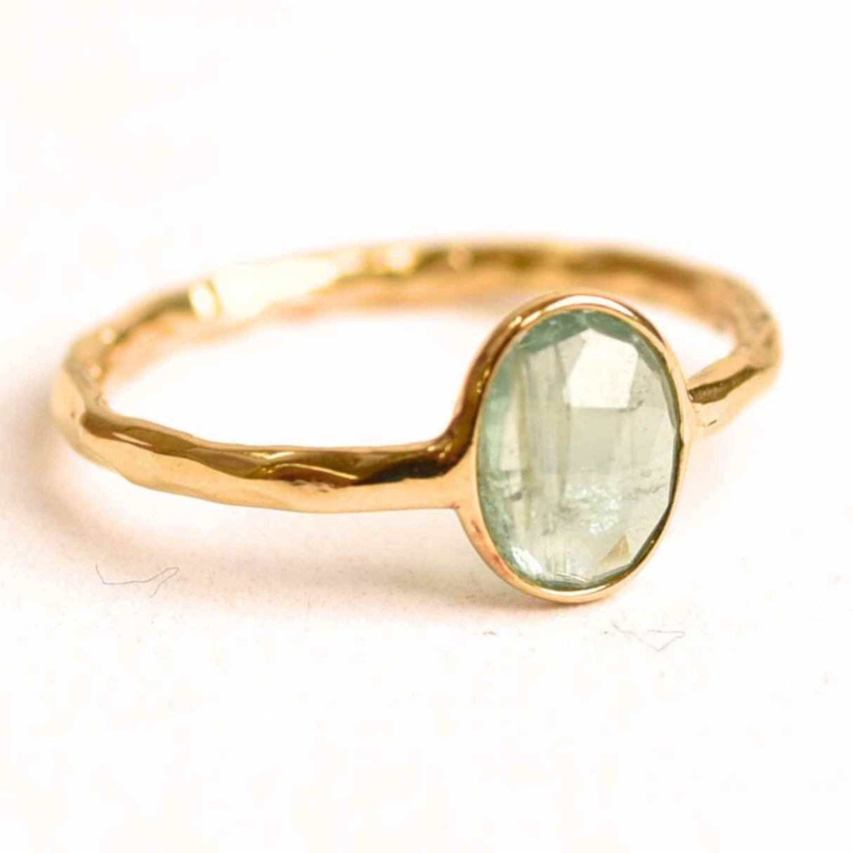 Inel argint 925 placat cu aur 18K si Kyanit verde menta fatetat - Echilibru si incredere