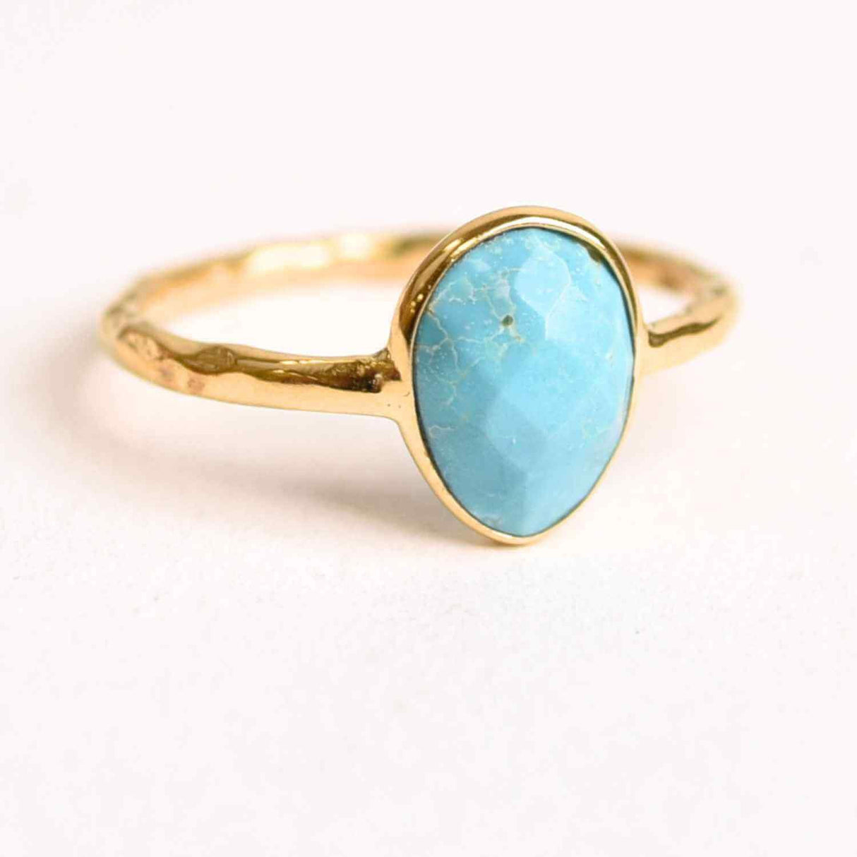 Inel argint 925 placat cu aur 18K si Turcoaz natural fatetat - Protectie, claritate si comunicare