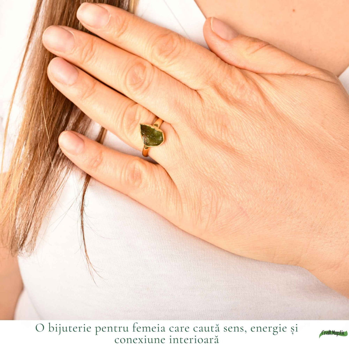Inel Elegant cu Moldavit Brut – Argint 925 Placat cu Aur 18K, M8/56 - Transformare si Protectie