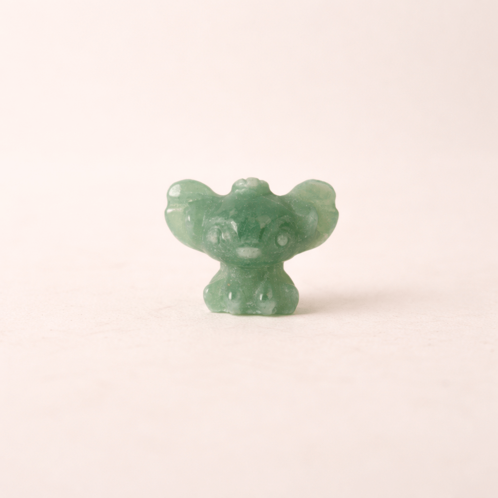 Figurina din aventurin verde, pastratoare de speranta si echilibru interior.