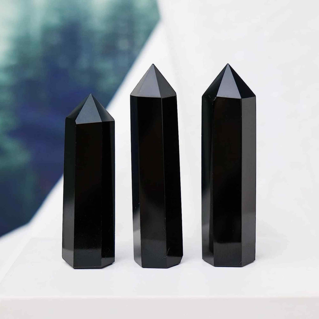 Turn de 9-10 cm din cristal semipretios vindecator hexagonal Obsidian - Obelisc pentru meditatie