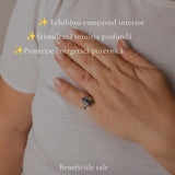 Reflexii irizate ale Labradoritului pe inelul din argint 925