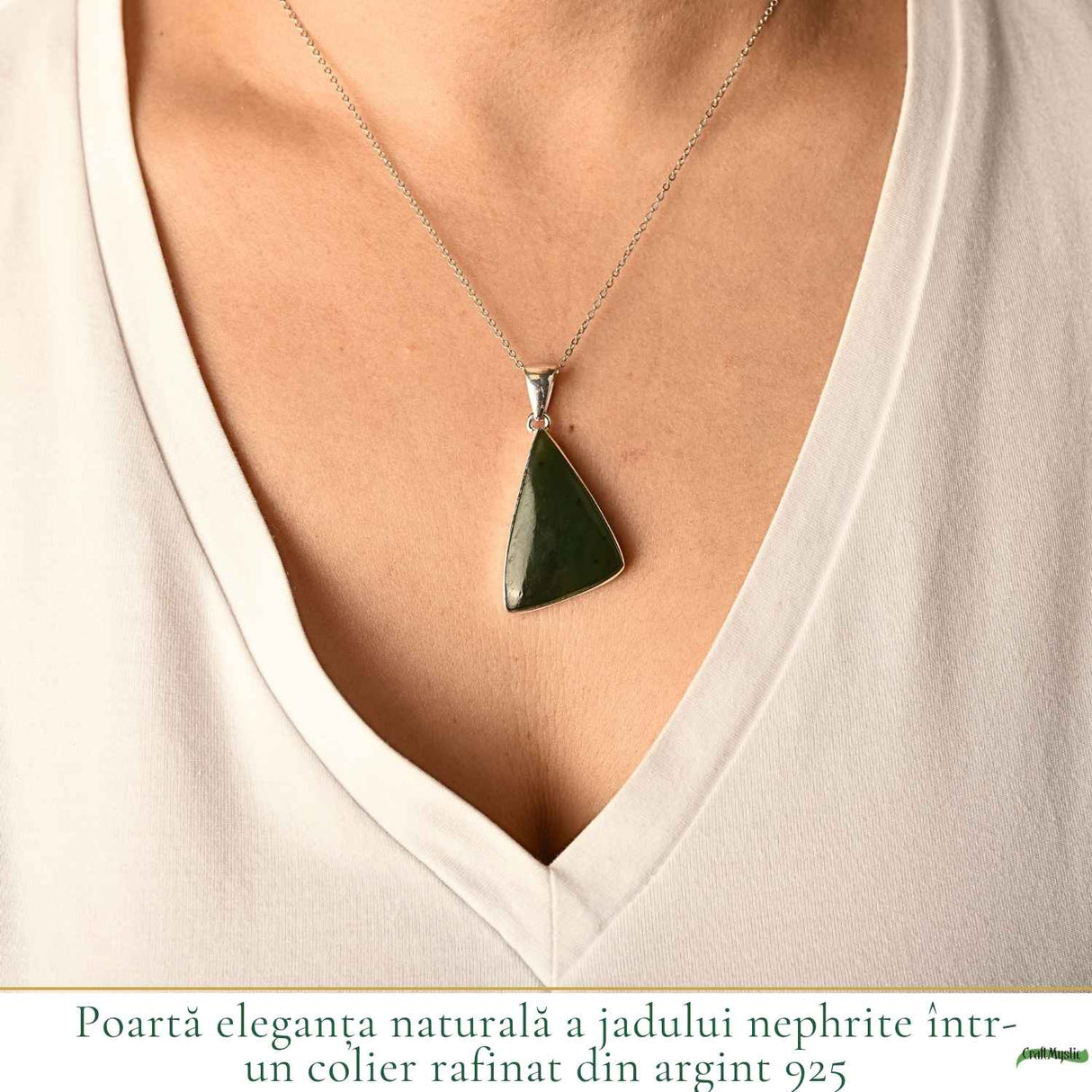 Colier Argint 925 cu Jad Nefrit Natural Triunghi – Simbol al Armoniei si Prosperitatii