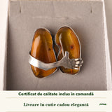 Broșă cu Chihlimbar în cutia cadou CraftMystic, cu certificatul de calitate
