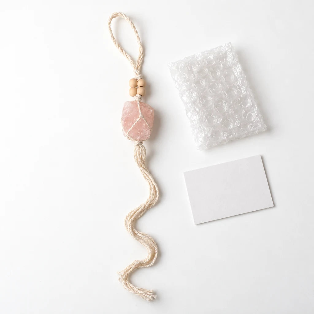 Ornament cu Cuarț Roz în cutia cadou CraftMystic, cu certificatul de calitate