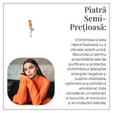 Brosa din argint 925 cu chihlimbar natural in forma de trandafir - lumina calda purtata cu gratie