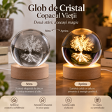Lampă glob din sticlă Copacul Vieții cu bază din lemn