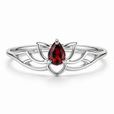 Inel Argint 925 cu Granat Lotus – Energie, Echilibru si Renastere