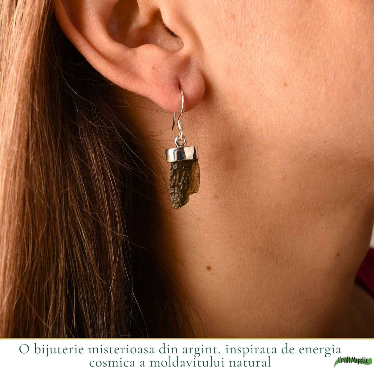 Cercei Argint 925 cu Moldavit Brut – Echilibru si Energie Naturaa