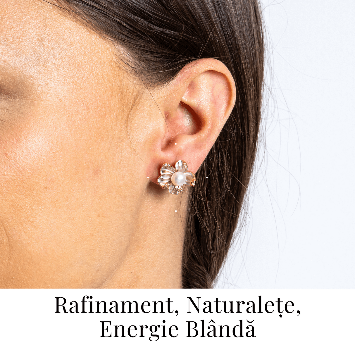 Floare de lumina - Cercei cu perla naturala si design floral