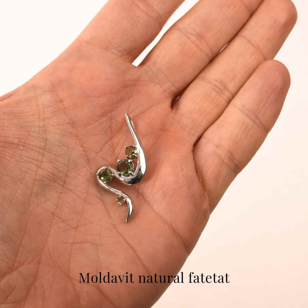 Colier Argint 925 rodiat cu Moldavit natural fatetat 3.4 g - trezirea constiintei si transformare interioara