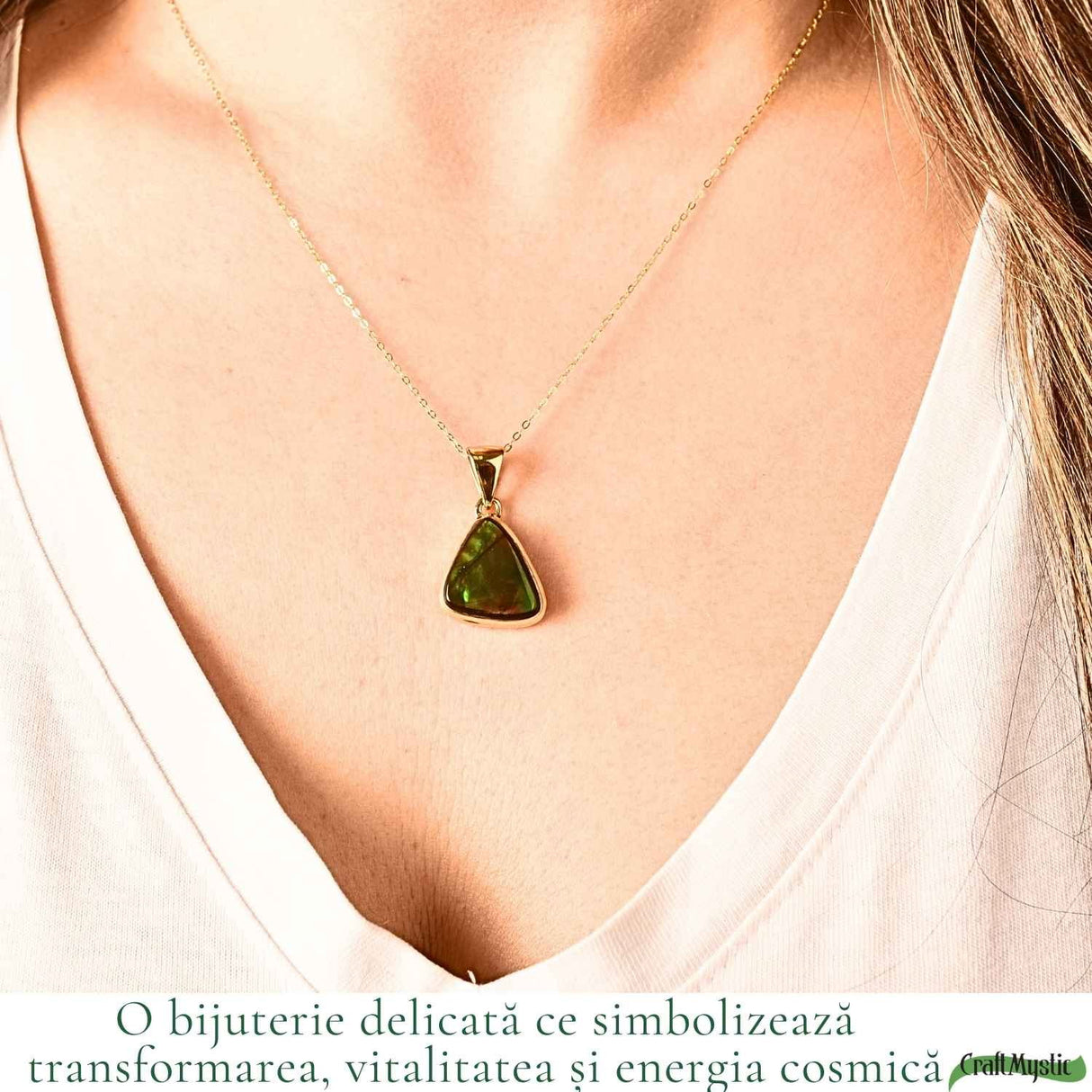 Colier Argint 925 Placat Aur 18K cu Amolit Natural Triunghi – Energie si Prosperitate
