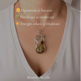 Colier Argint 925 cu Chihlimbar Verde si Perla – Eleganta si Feminitate