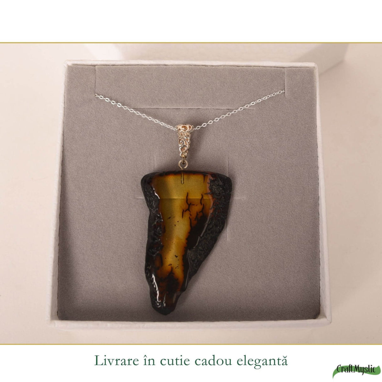 Colier argint 925 triunghi chihlimbar natural - Energie solara si putere