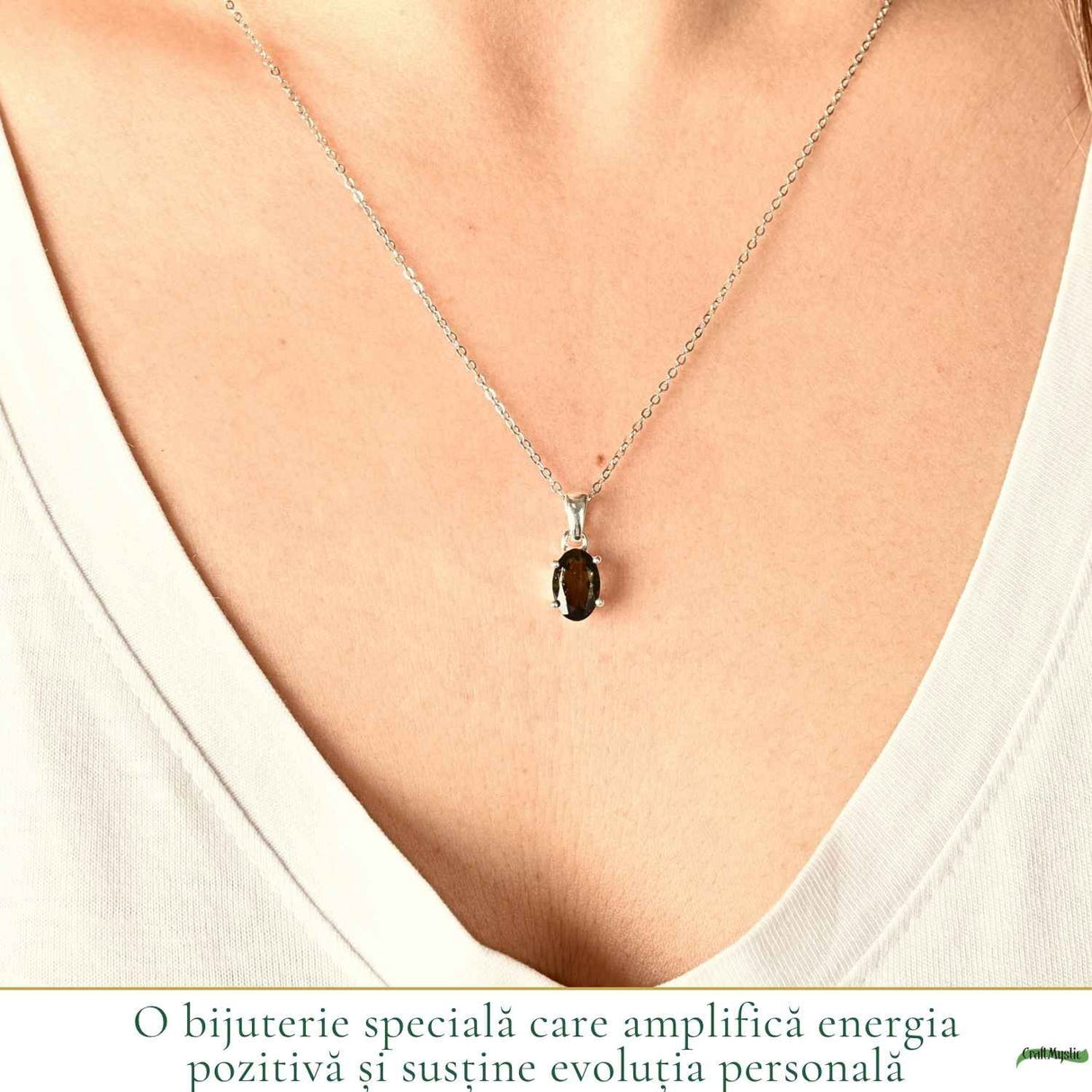 Colier Argint 925 cu Moldavit Fatetat Oval – Claritate si Transformare