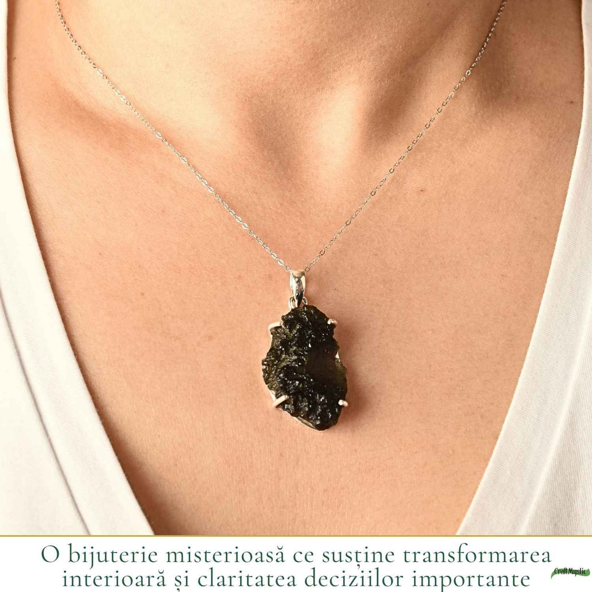 Colier Argint 925 cu Moldavit Brut Natural – Transformare si Energie Autentica