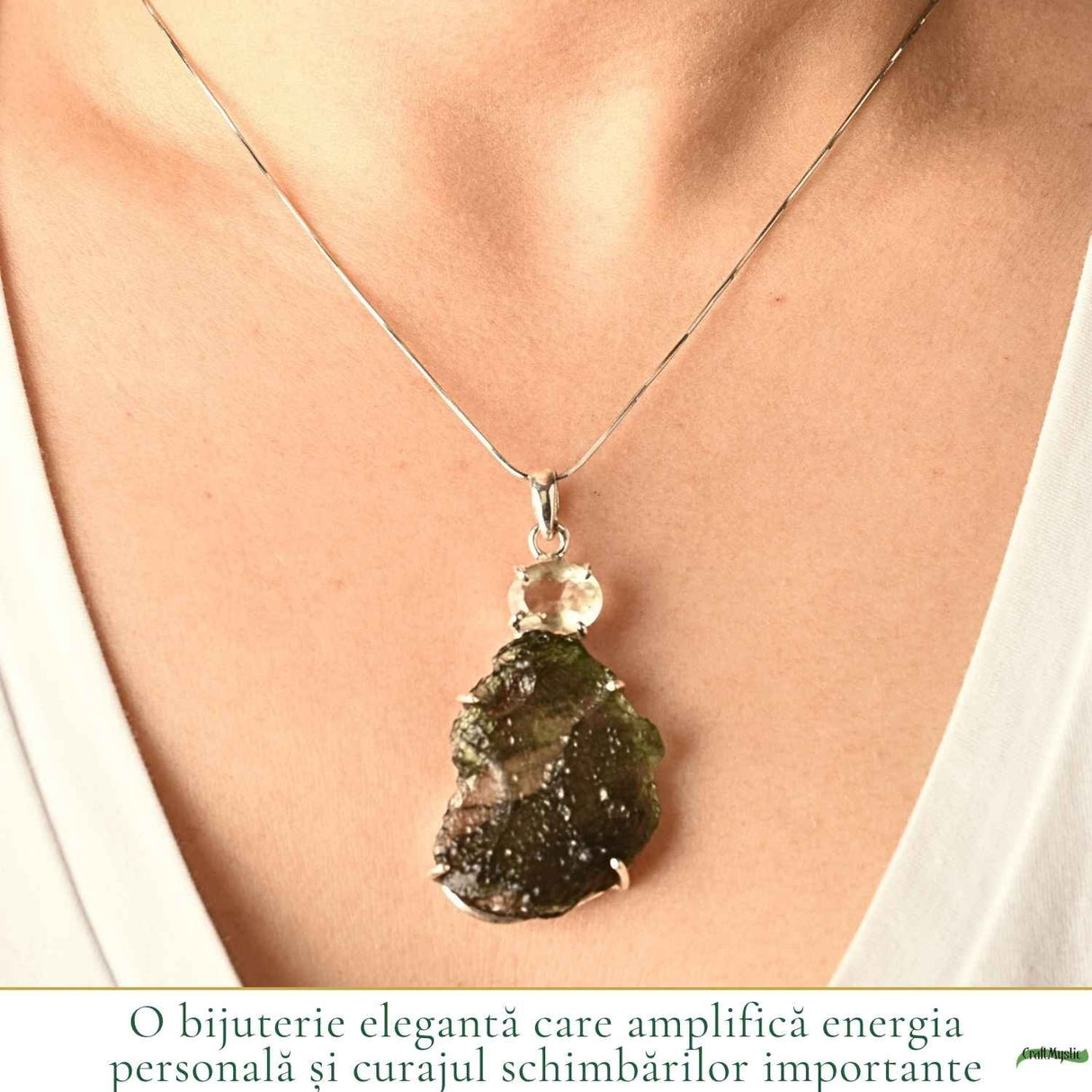 Colier Argint 925 cu Moldavit si Piatra Desertului Libian – Claritate si Energie