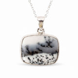 Colier Argint 925 cu Opal Dendritic Patrat – Claritate si Echilibru Interior