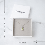 Colier Argint 925 cu Peridot Natural si Zirconiu - Pandantiv Ghirlanda cu Fundita, Simbol al Armoniei si Prosperitatii