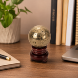 Sfera din Pirita Naturala Premium cu Suport – Prosperitate si Protectie Energetica