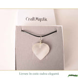 Colier cu Selenit Natural in Forma de Inima – Puritate, Lumina si Armonie Interioara