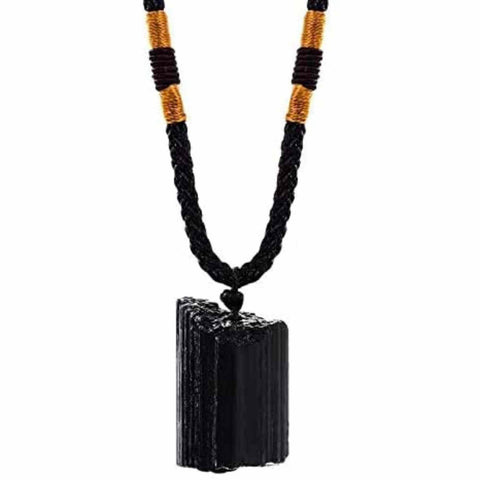 Colier cu cristal Turmalina Neagra- o piatra semipretioasa excelenta pentru meditatie, trezirea spiritualitatii si a abilitatilor interioare care creste si pozitivitatea mentala