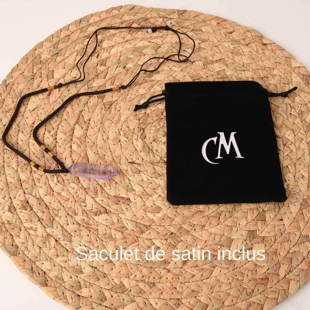 Colier cu cristal vindecator Ametist 4-5 cm, in forma hexagonala cu dublu varf si saculet satin negru - pentru protectie, vointa si noroc