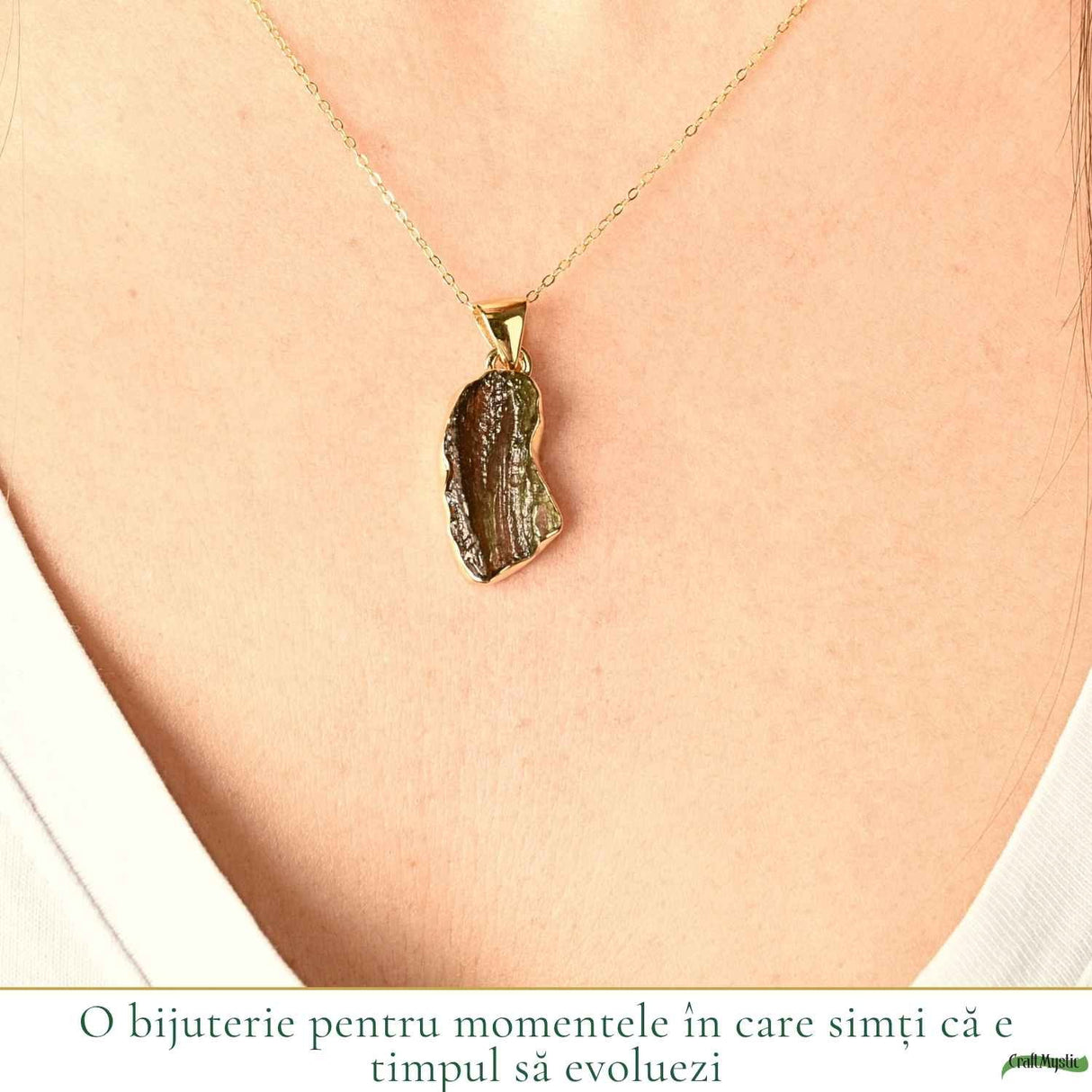 Colier Argint 925 Placat Aur 18K cu Moldavit Natural – Energie si Transformare