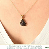 Colier Delicat cu Moldavit Natural si Argint Placat cu Aur 18k - Energie si Stil