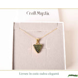 Colier Moldavit Brut Triunghi Argint 925 Placat cu Aur – Energie si Claritate Interioara