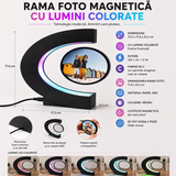 Rama Foto Magnetica Levitanta Forma C cu Iluminare RGB si Rotire 360°