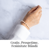 Bratara cu perle si detalii aurii - Eleganta care nu se demodeaza