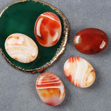 Piatra terapeutica 4 cm "Worry Stone" Carneol rosu - Pietre semipretioase de buzunar sculptate manual oval