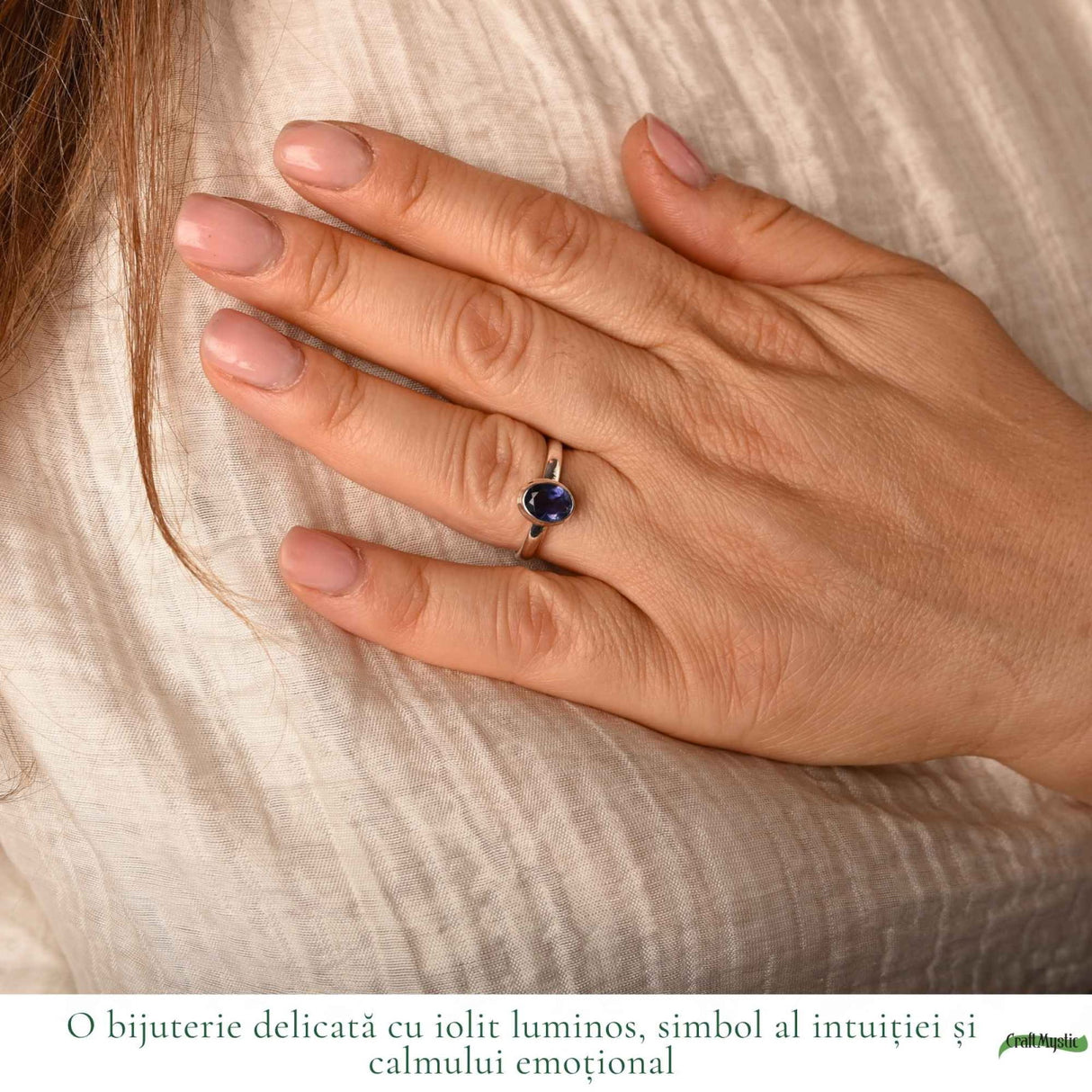 Inel Argint 925 cu Iolit Fatetat Oval – Claritate si Intuitie Feminina