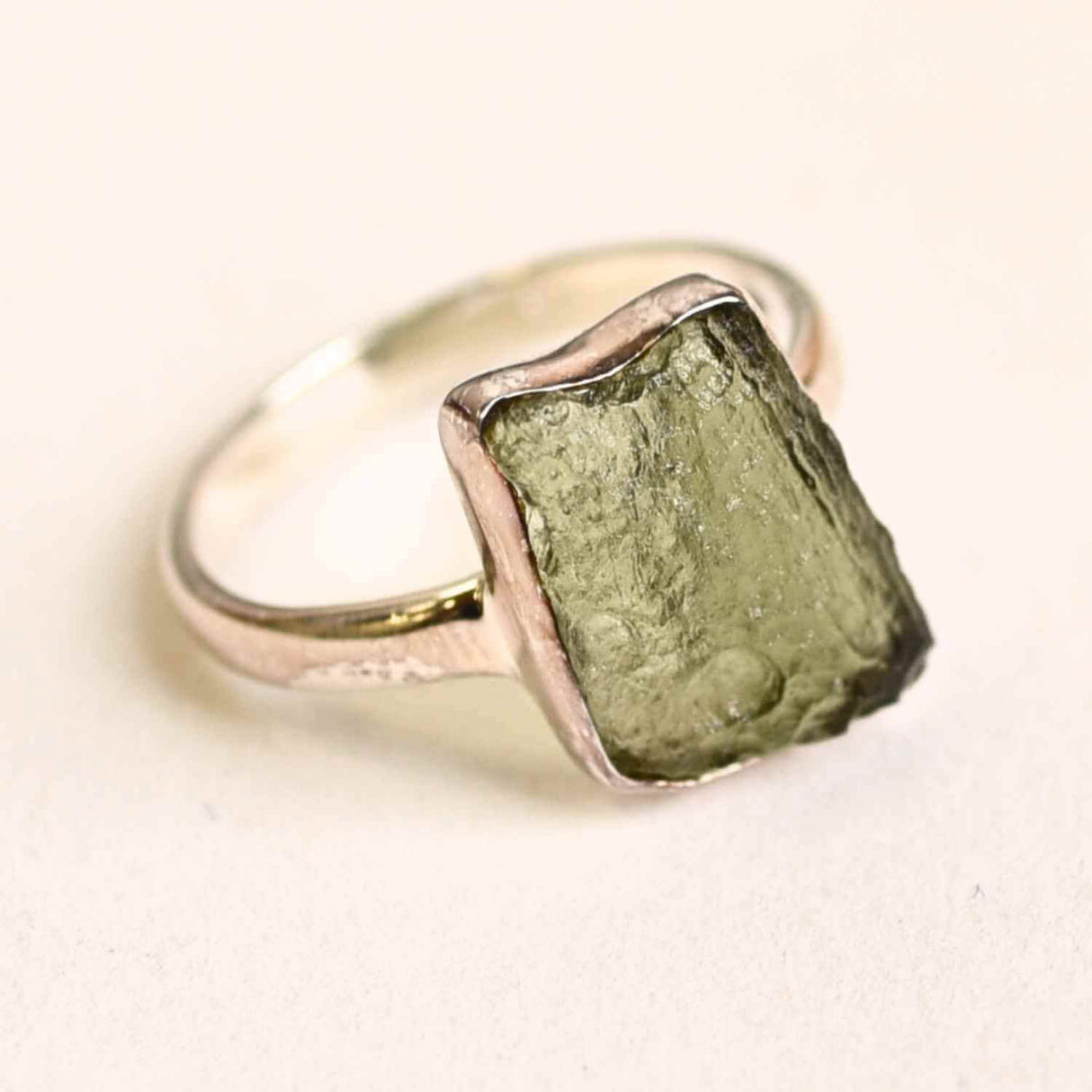 Inel argint 925 cu Moldavit natural brut Marime 54-55/7- Bijuterie rara, energie cosmica