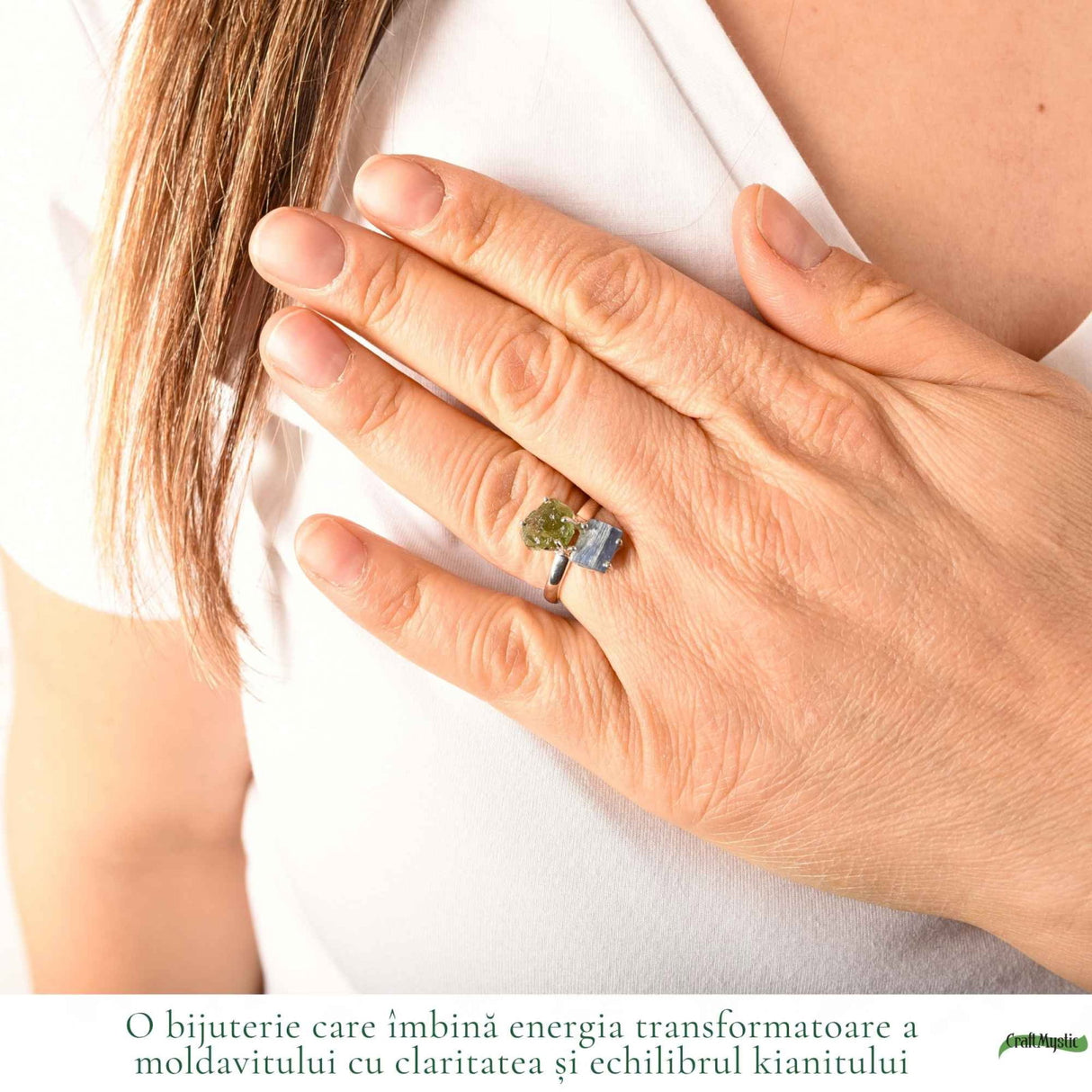 Inel argint 925 cu Moldavit si Kianit albastru, M 6.5/53 – claritate si transformare