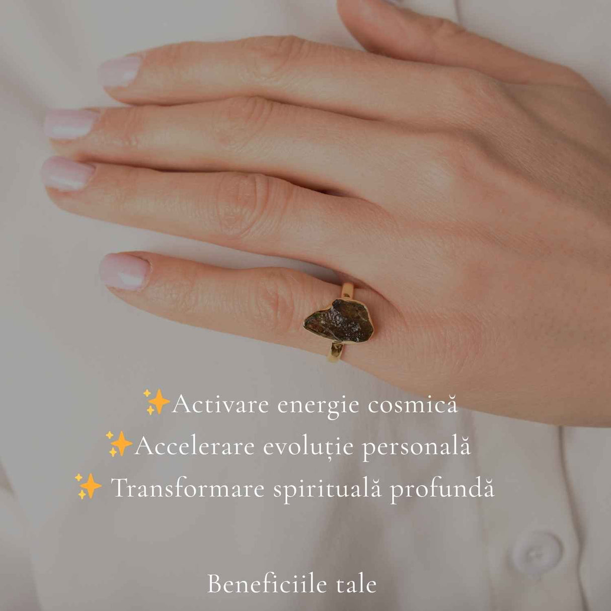 Inel argint 925 placat cu aur de 18k si moldavit brut M5/49 – energie intensa si transformare autentica