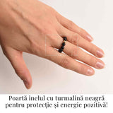 Inel elastic cu biluta aurie si margele 4 mm din pietre naturale - Turmalina Neagra
